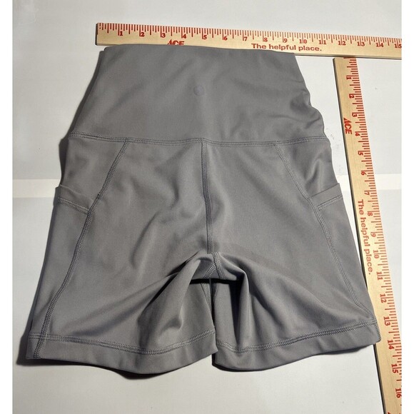 Yogalicious Lux Activewear Shorts Women’s Gray Size XS Yoga Bike 5” - Picture 5 of 5